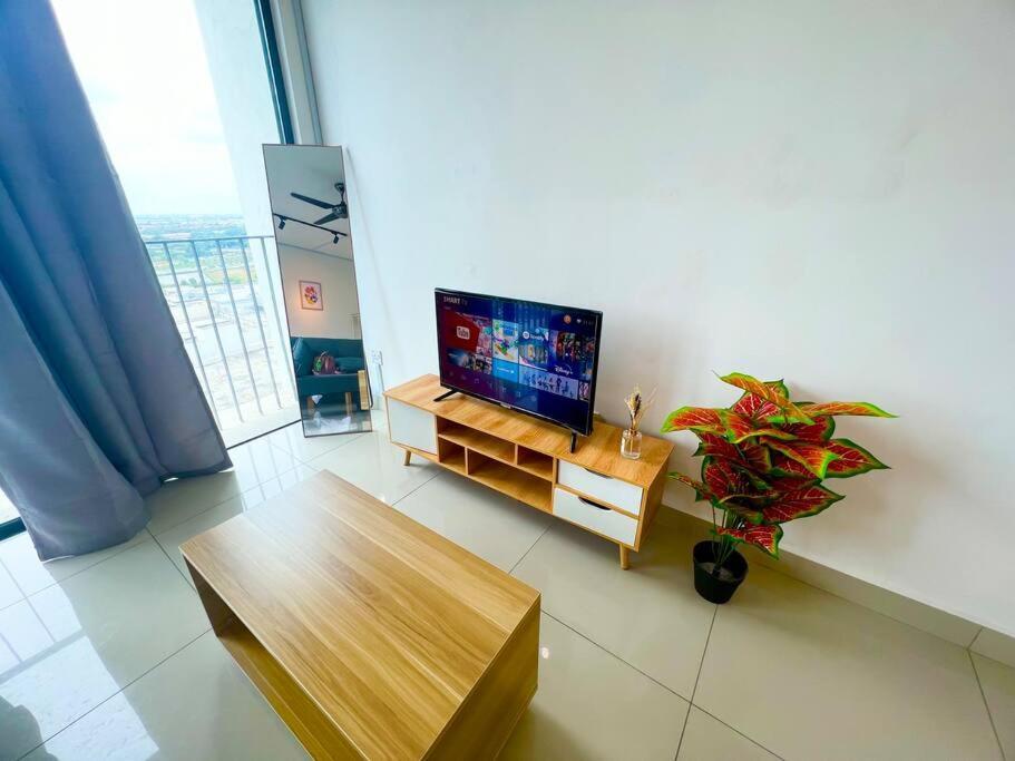 D 1-5Pax Cozy Home Trefoil Setia Alam 3Bed Wifi &Tv Shah Alam Setia City Mall Esterno foto